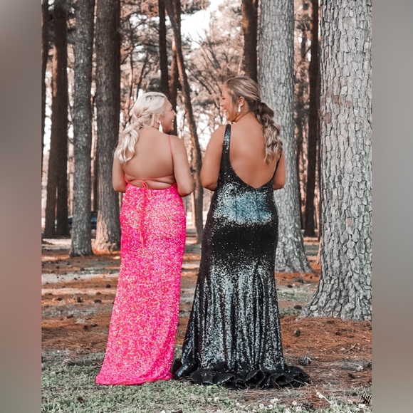 PROM DRESS - Picture 7 of 16